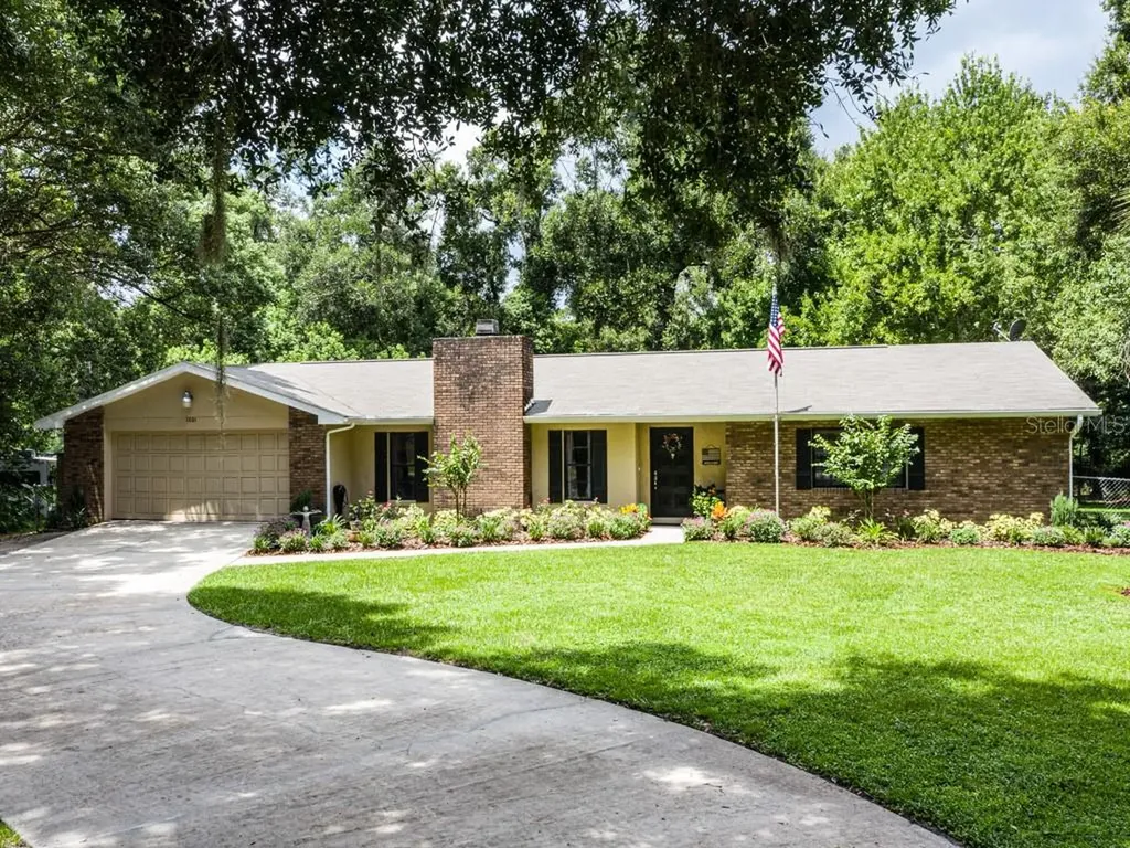 1001 Oakwood Road Orange City FL 32763