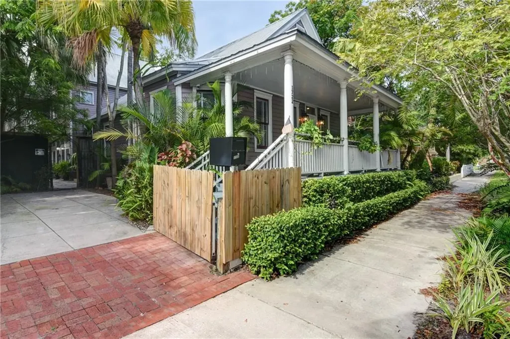 1722 E 5th Avenue Tampa FL 33605