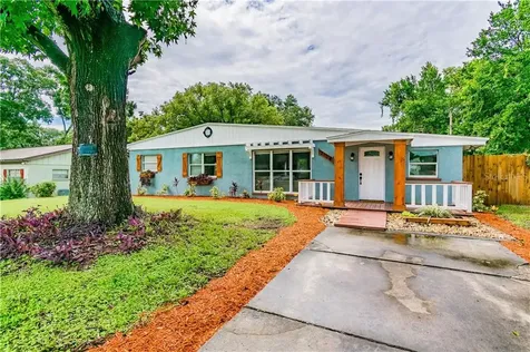 2138 W Hiawatha Street Tampa FL 33604