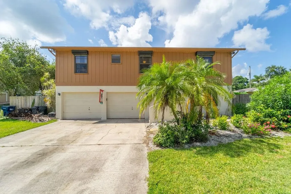 639 48th Street W Palmetto FL 34221