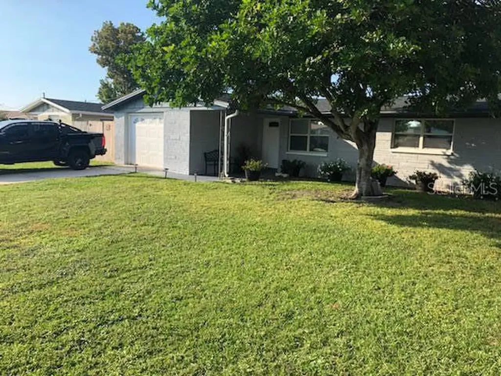 3819 Elmwood Drive Holiday FL 34691