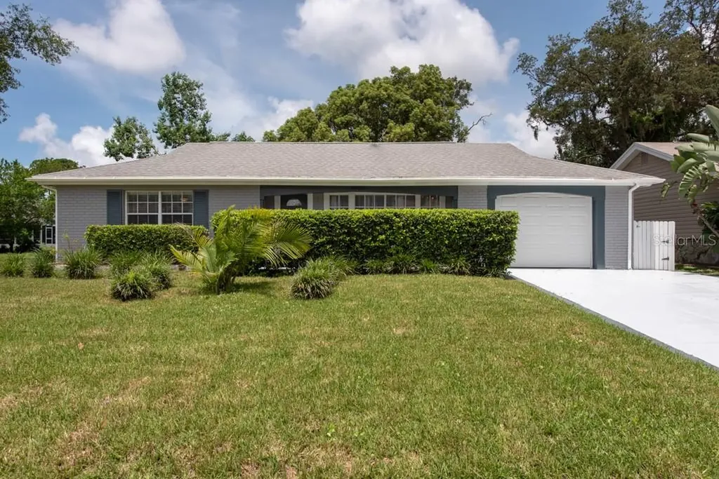 8505 Arrowhead Drive Hudson FL 34667