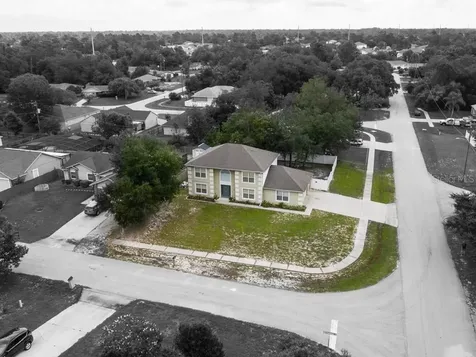 1570 Fentress Avenue Deltona FL 32738