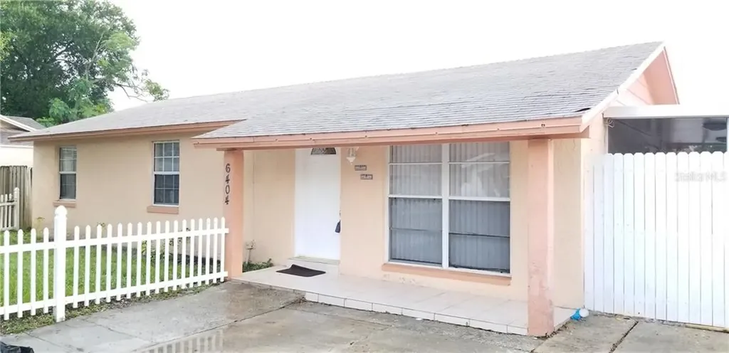 6404 Regatta Court Tampa FL 33634