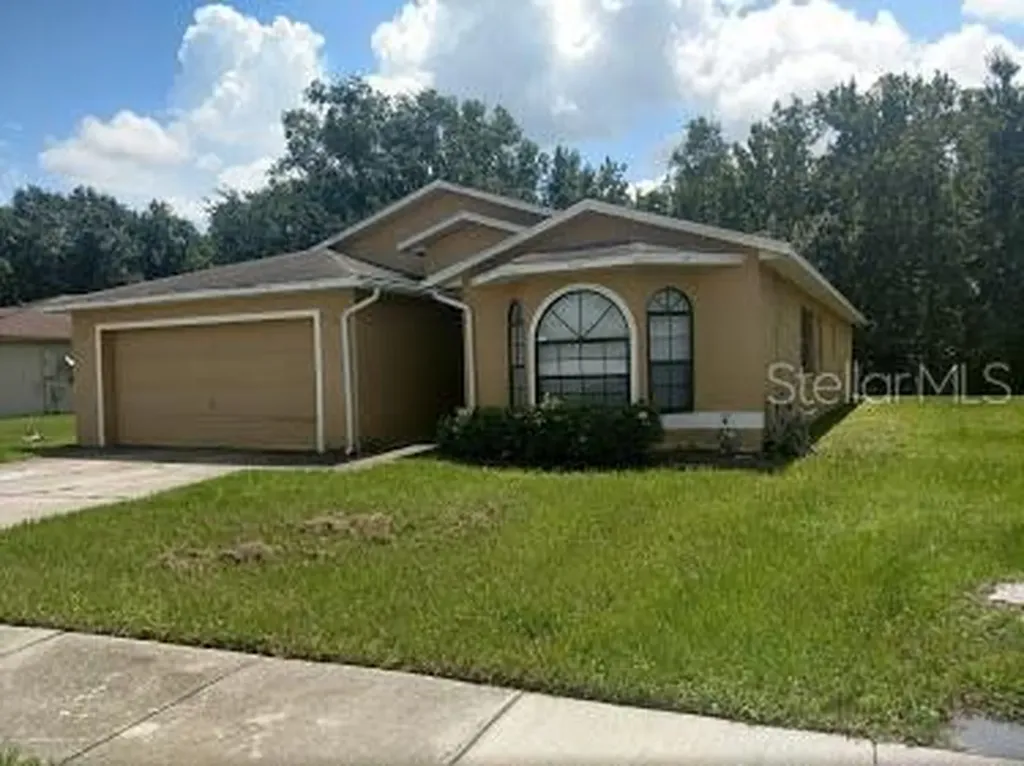 1474 Londra Lane Kissimmee FL 34744