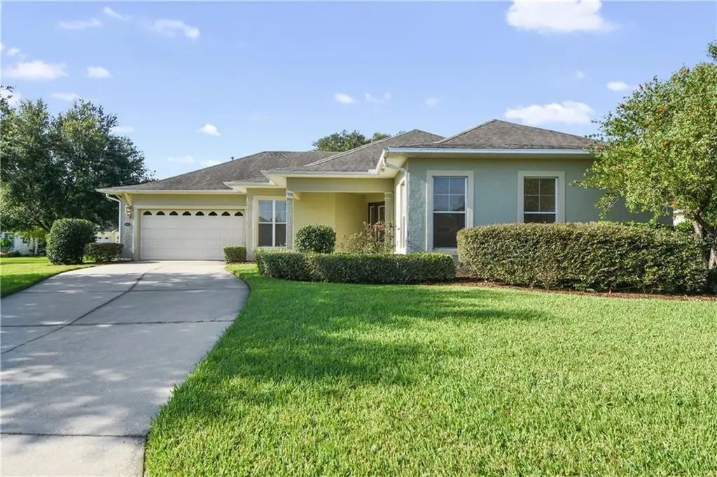 26803 River Watch Court Leesburg FL 34748