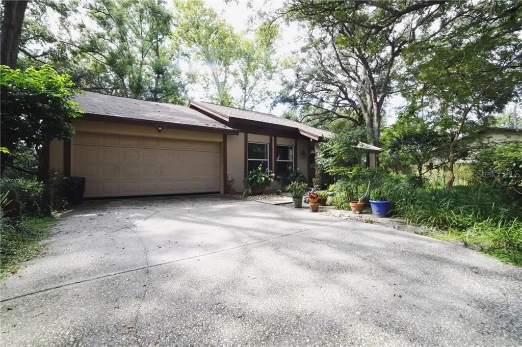610 San Marie Avenue Altamonte Springs FL 32714
