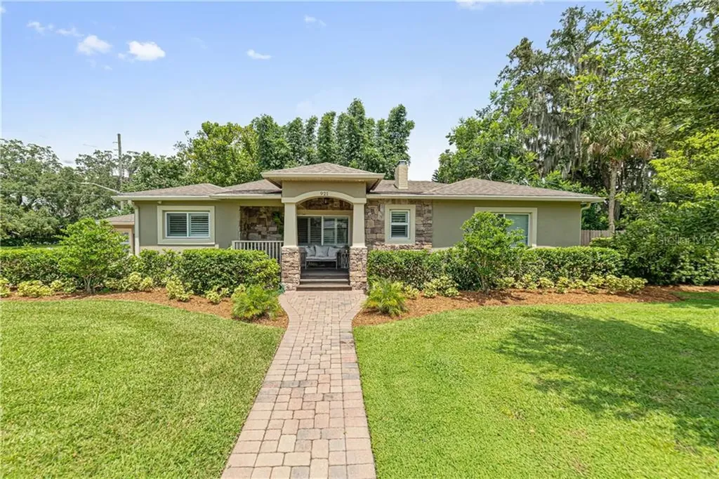921 Silver Drive Orlando FL 32804