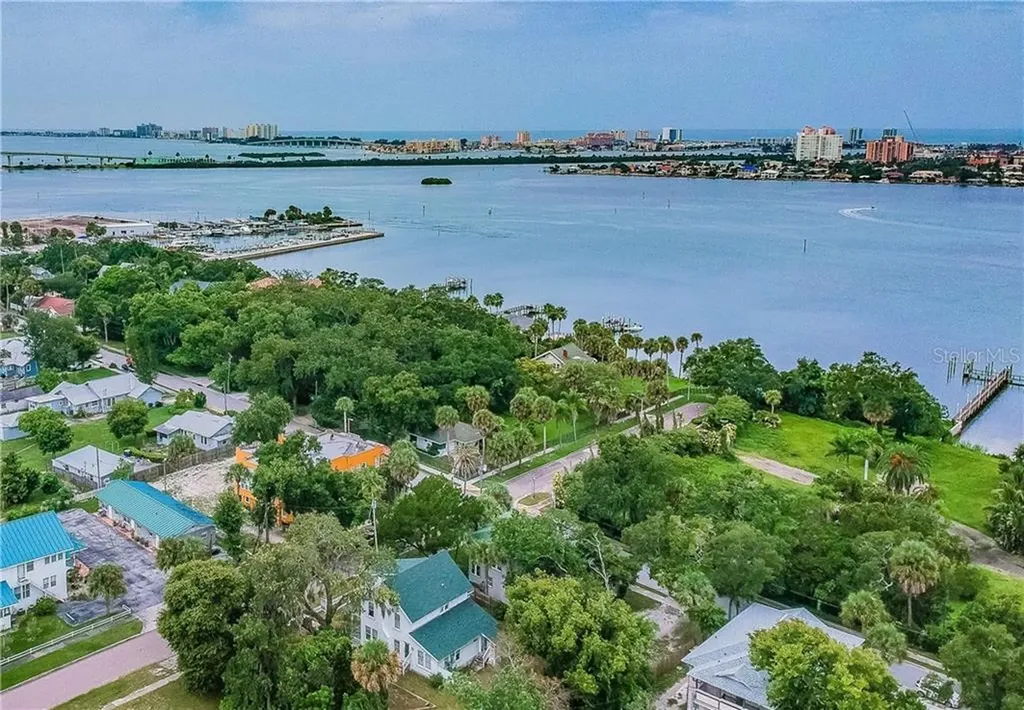 404 Palm Bluff Street Clearwater FL 33755