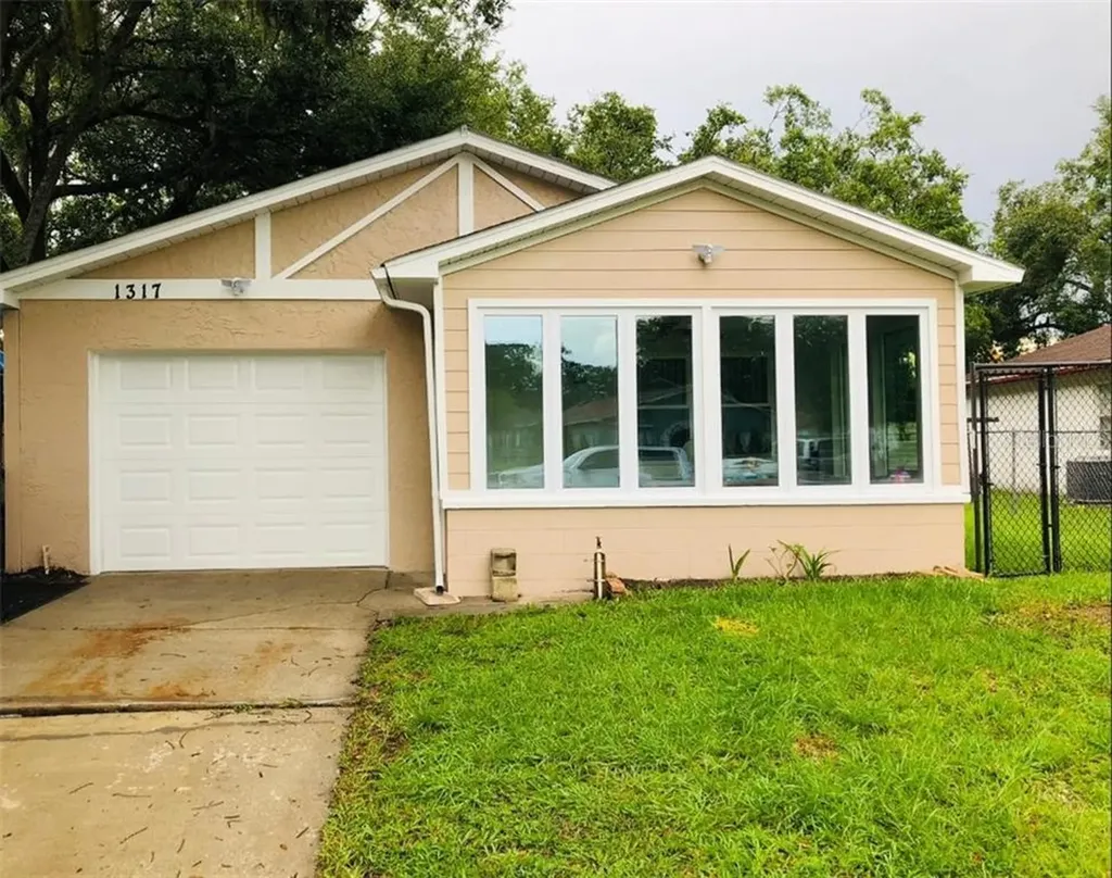 1317 Mill Creek Place Kissimmee FL 34744