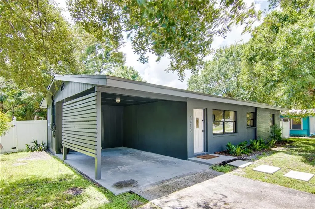 4210 W Wisconsin Avenue Tampa FL 33616