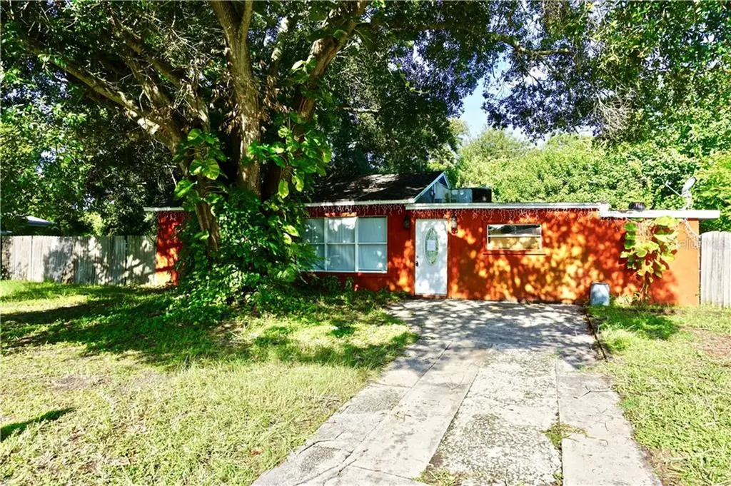 6848 12th Street N St Petersburg FL 33702