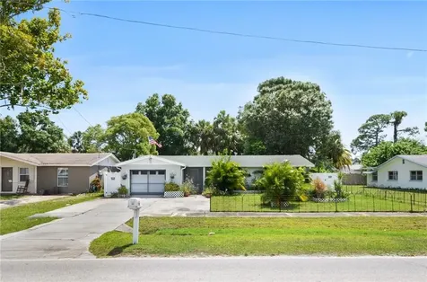 5538 Bay Boulevard Port Richey FL 34668