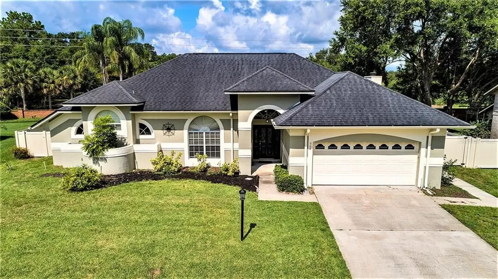 905 Wellington Avenue Oviedo FL 32765