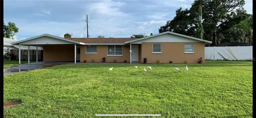 2472 Waneta Drive Sarasota FL 34231