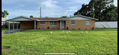 2472 Waneta Drive Sarasota FL 34231