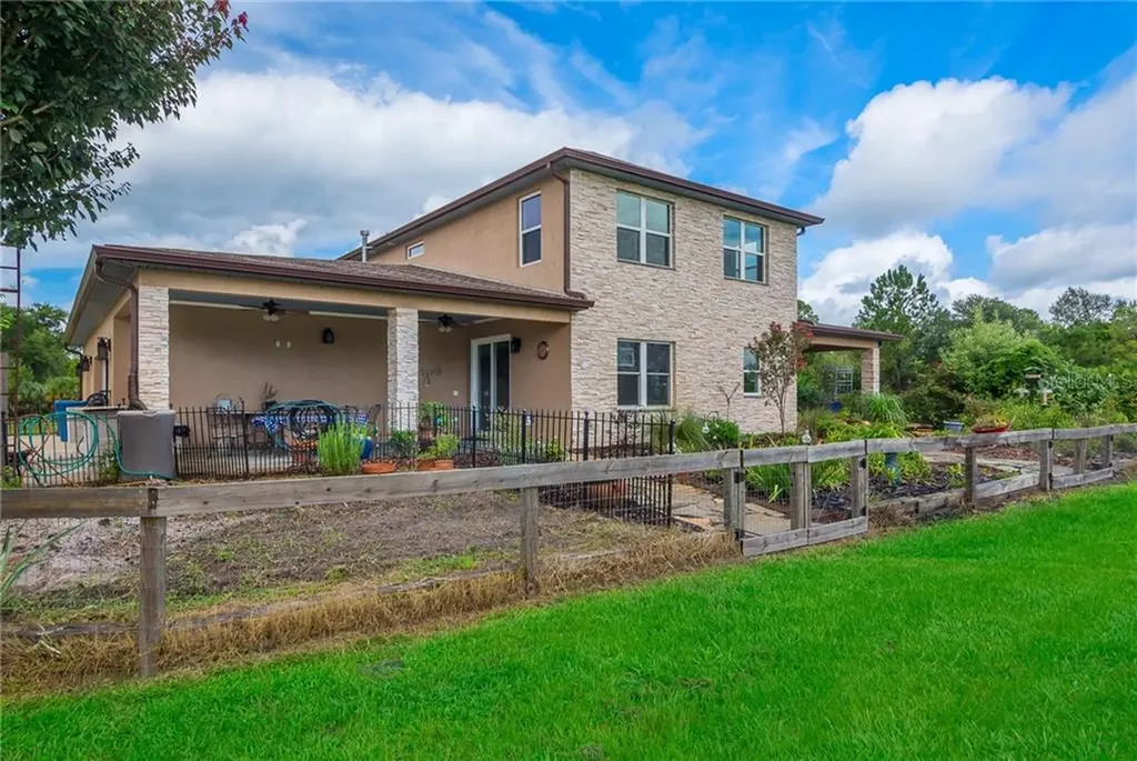 800 Tabatha Drive Osteen FL 32764