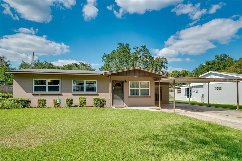 1438 Long Street Lakeland FL 33801