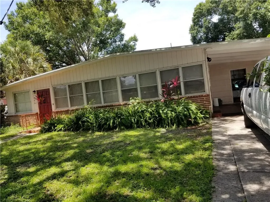 7498 Meadowlawn Drive N St Petersburg FL 33702