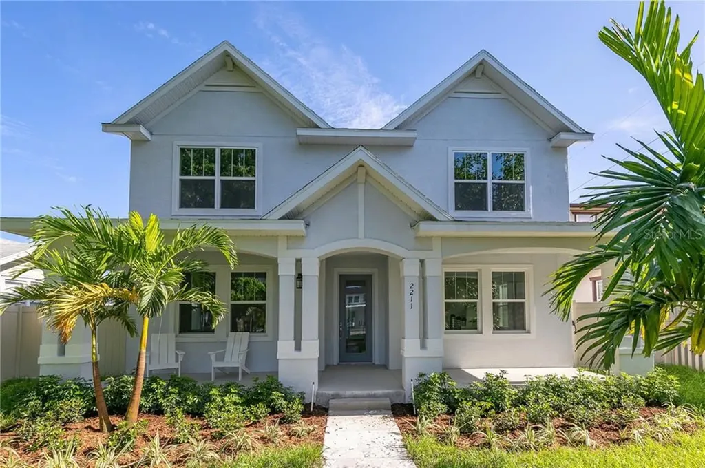 2211 Burlington Avenue N St Petersburg FL 33713