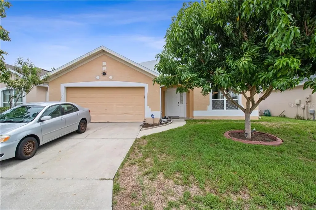 205 Jaybee Avenue Davenport FL 33897