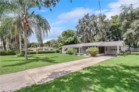 1504 Spanish Avenue Leesburg FL 34748