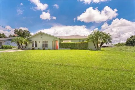 6294 Spinnaker Boulevard Englewood FL 34224
