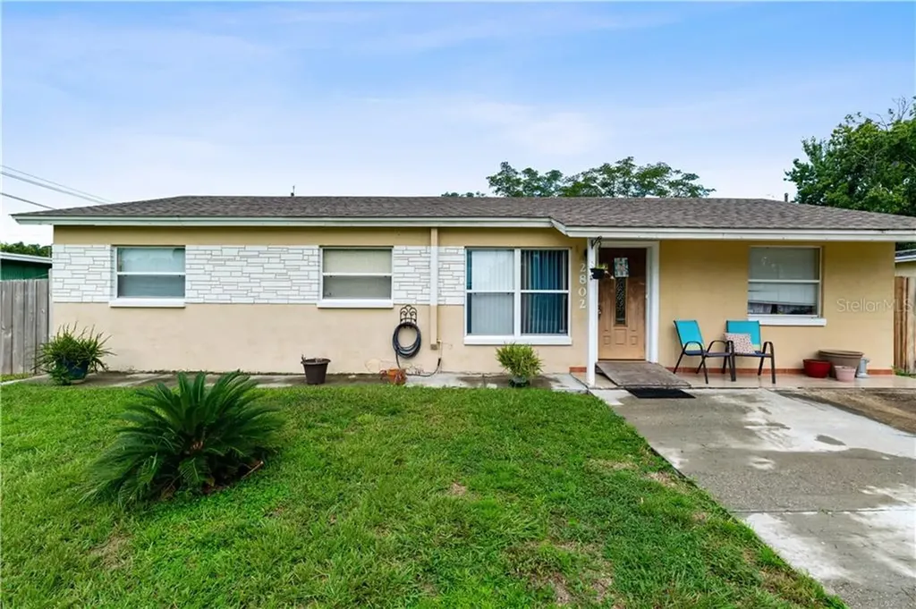 2802 Bonneville Drive Orlando FL 32826
