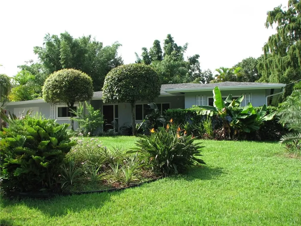 628 W Lake Drive Sarasota FL 34232