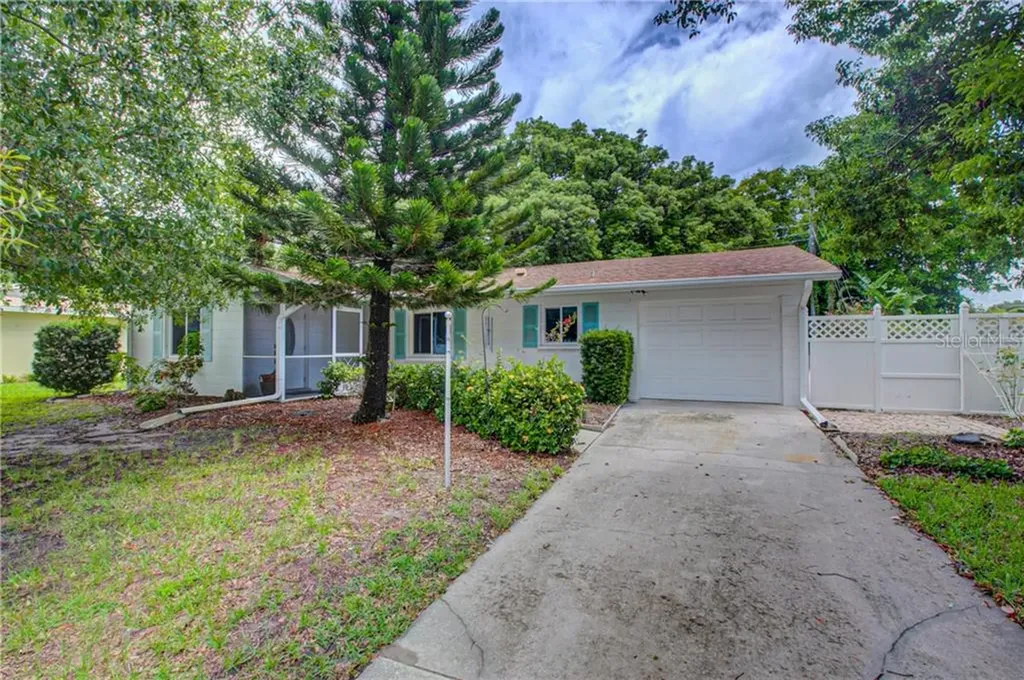 6509 Colonial Drive Sarasota FL 34231