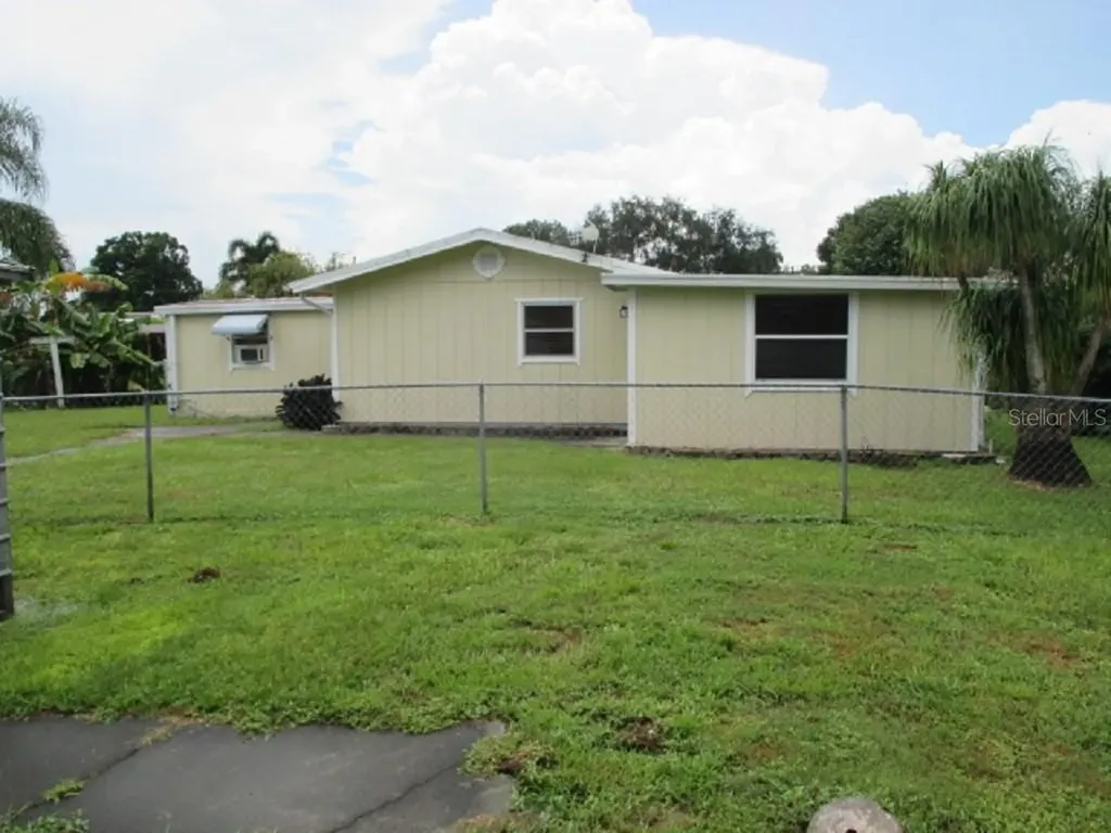 3019 SE 38th Avenue Okeechobee FL 34974