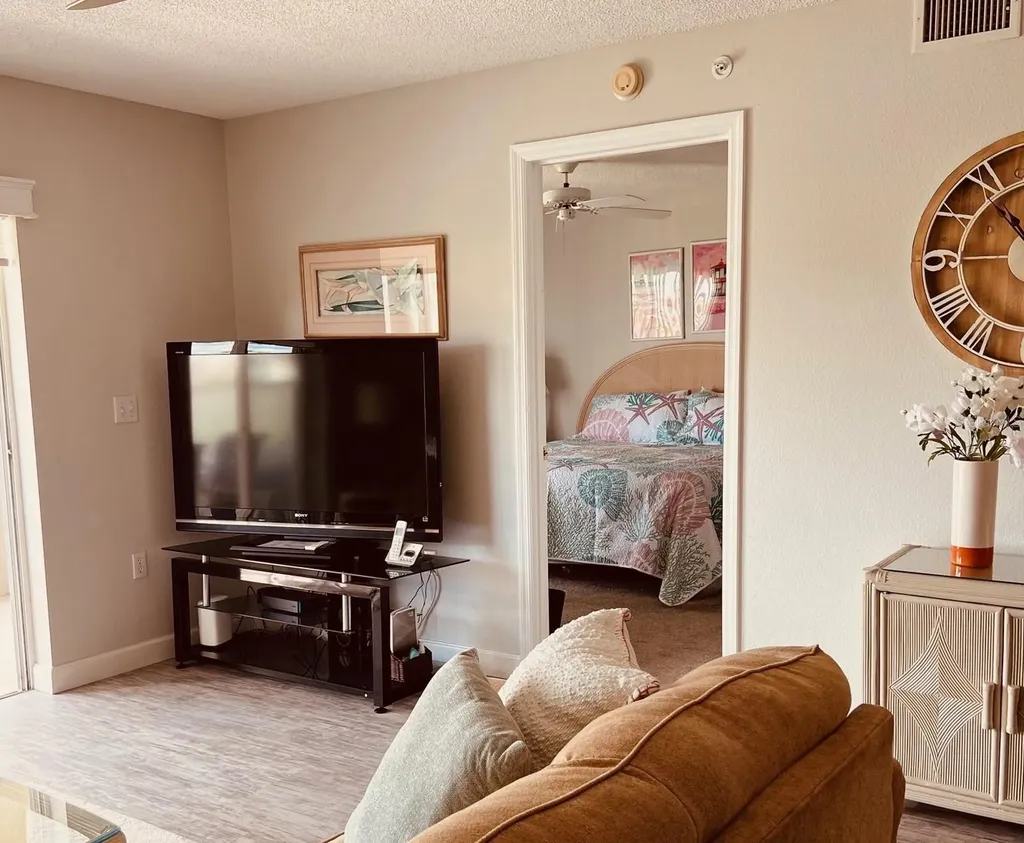 9300 Clubside Circle Sarasota FL 34238