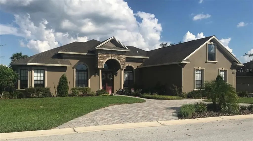 6512 Highlands In The Woods Street Lakeland FL 33813