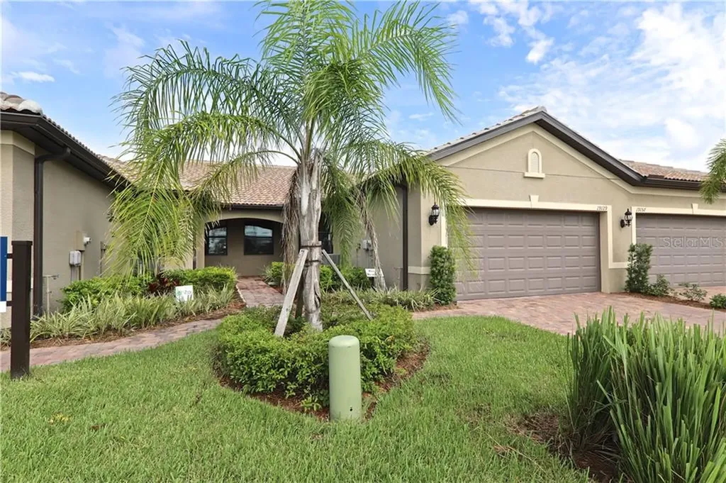 19129 Serafina Street Venice FL 34293