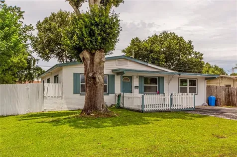8284 59th Way North Pinellas Park FL 33781
