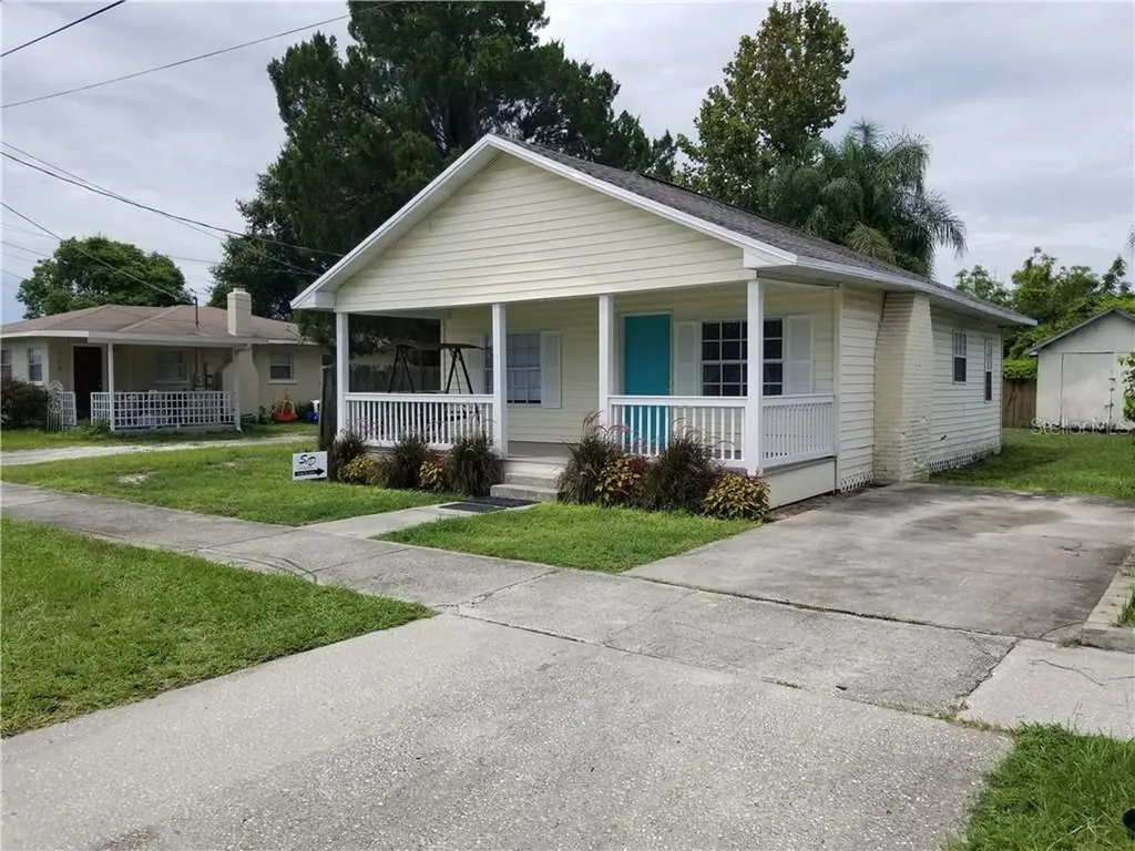 320 W Bridgers Avenue Auburndale FL 33823