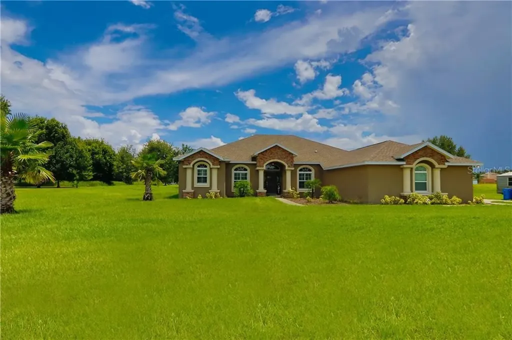 3614 Highland Country Trail Plant City FL 33567