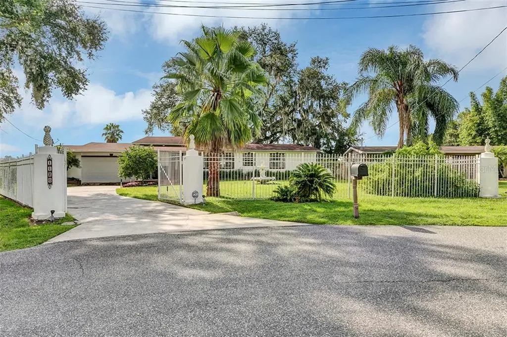 1120 Palma Drive Orlando FL 32805
