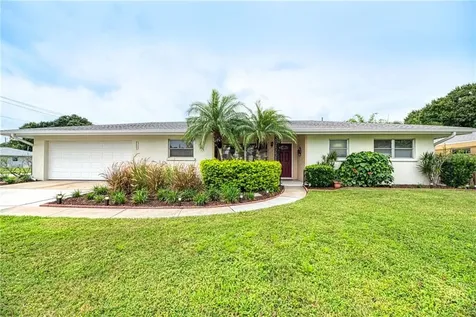 2407 Sunnyside Lane Sarasota FL 34239