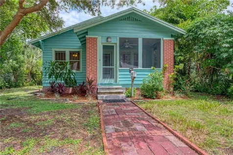 2905 14th Street N St Petersburg FL 33704