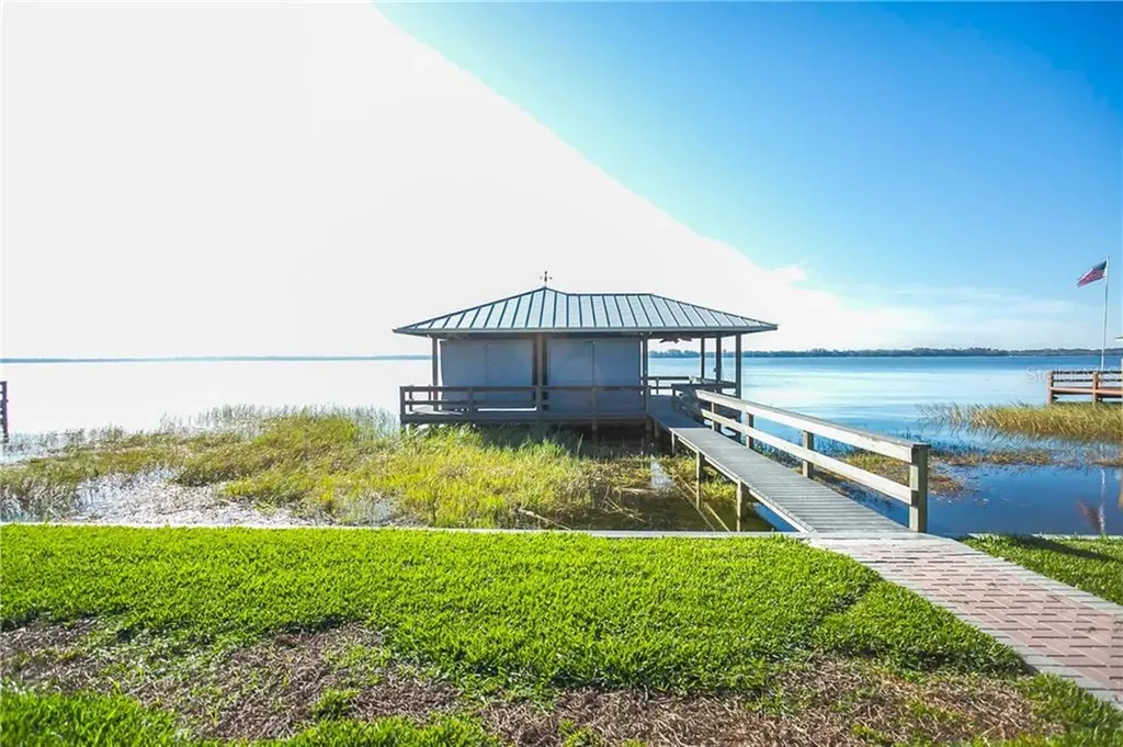 612 Lake Dora Drive Tavares FL 32778
