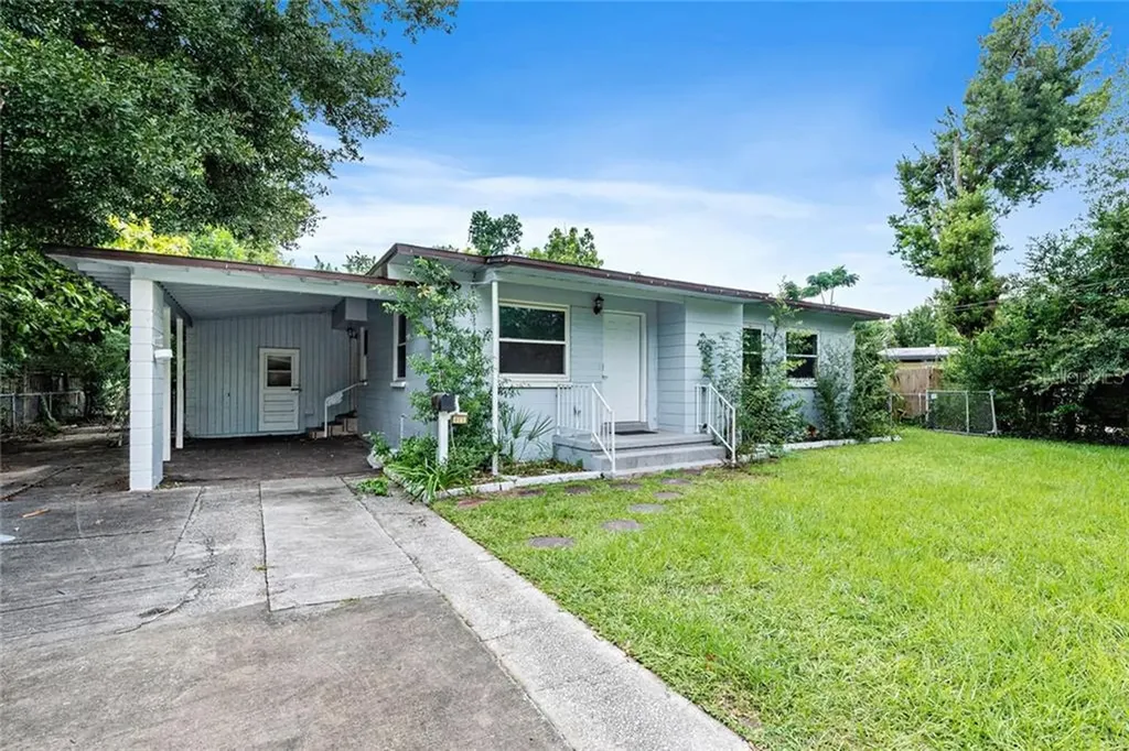 823 Romano Avenue Orlando FL 32807