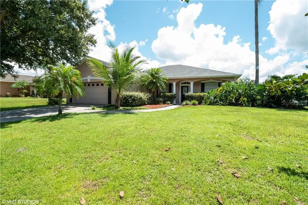 1824 Sir Lancelot Circle Saint Cloud FL 34772