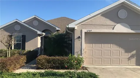 421 Brookfield Drive Kissimmee FL 34758