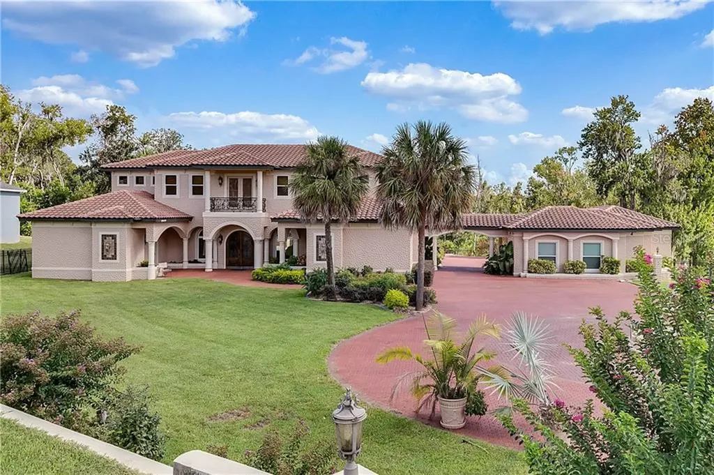 17648 County Road 455 Montverde FL 34756