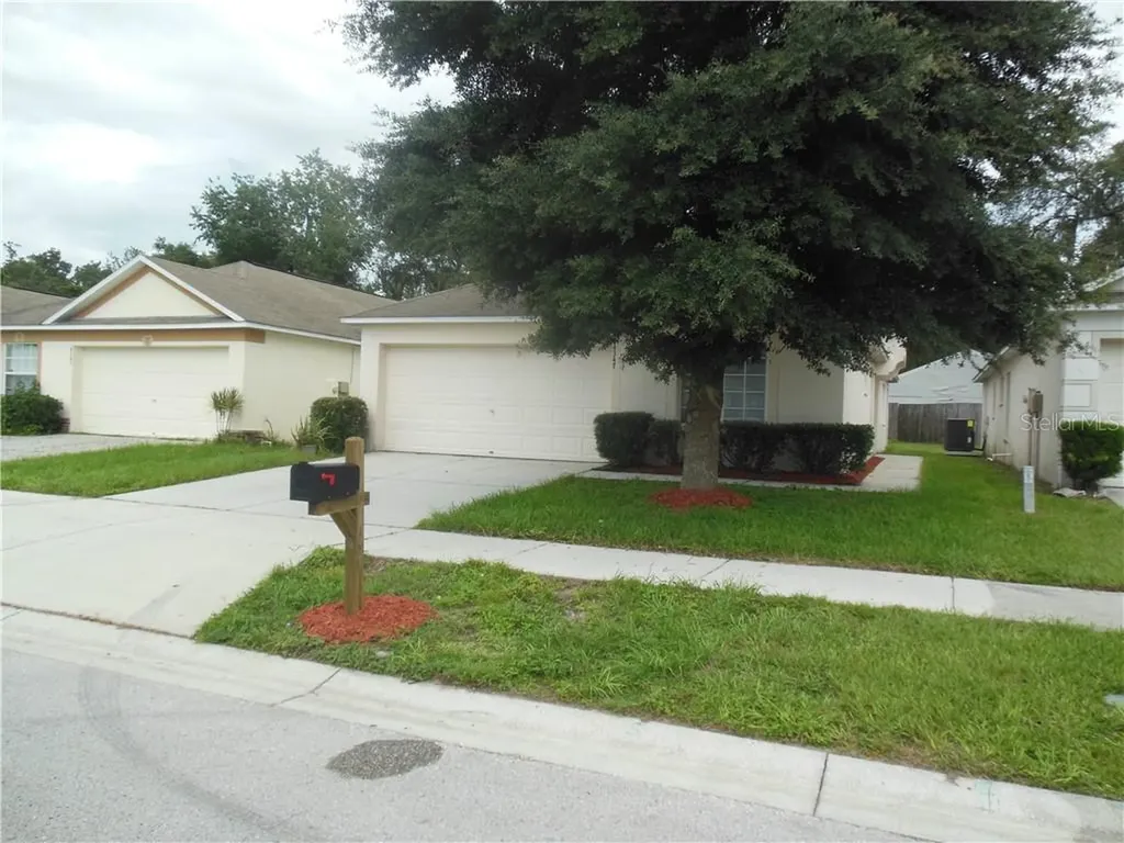 4347 Country Hills Boulevard Plant City FL 33563