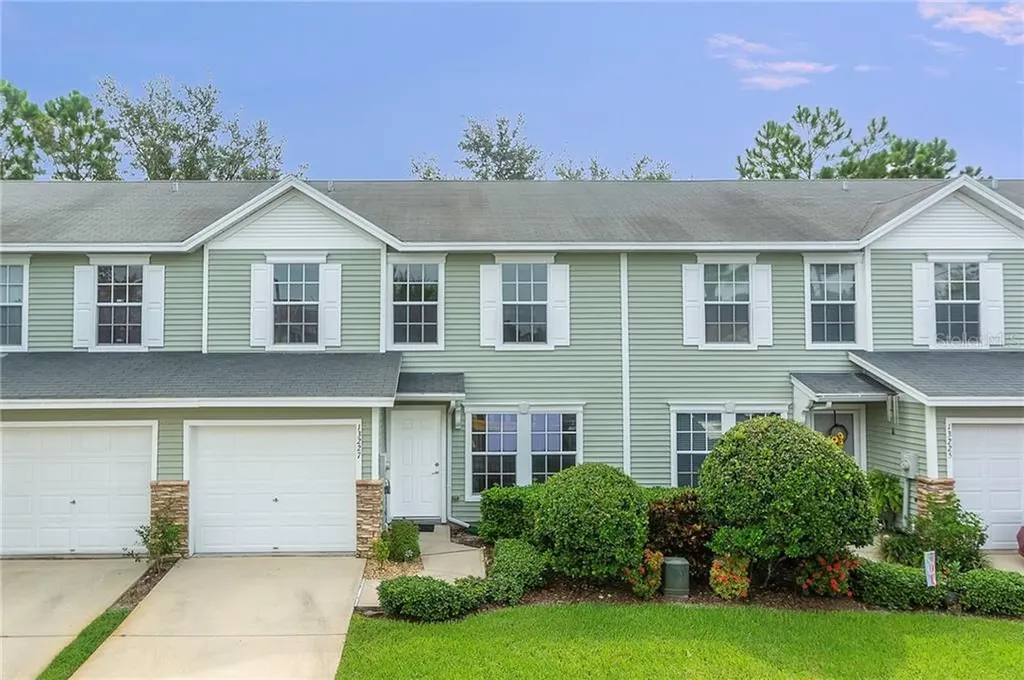13227 Thoroughbred Loop Largo FL 33773
