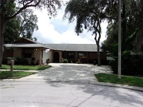 8740 Woodcrest Drive Port Richey FL 34668