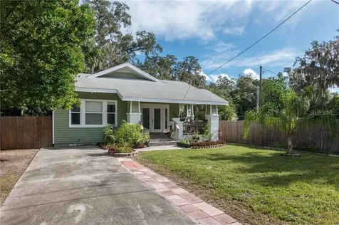 526 Woodlawn Street Clearwater FL 33756