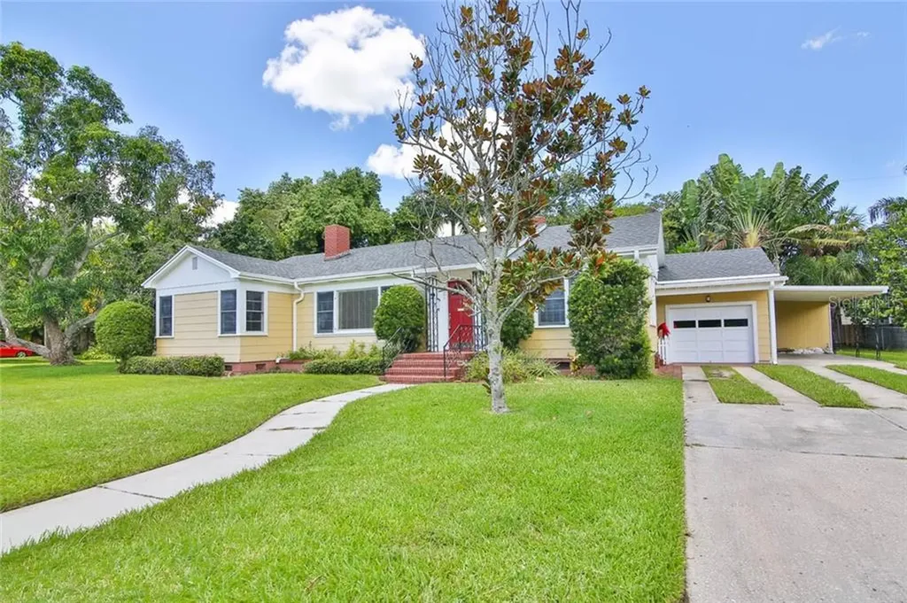 202 23rd Street W Bradenton FL 34205